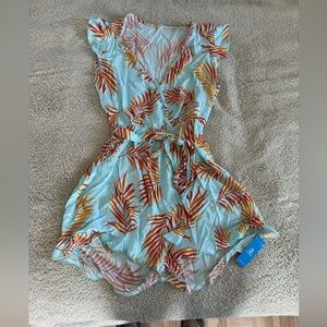 Brand new Tropical Print flutter sleeve Romper from Cupshe